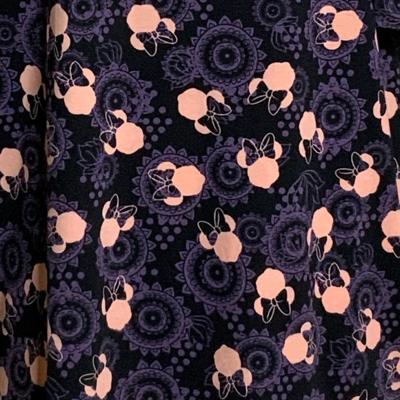 LuLa Roe Irma - Picture 2 of 9